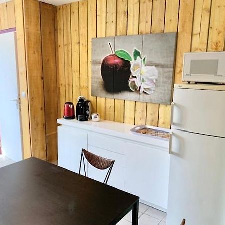 Le Depot Studio Du Petit Port Champvert Bagian luar foto
